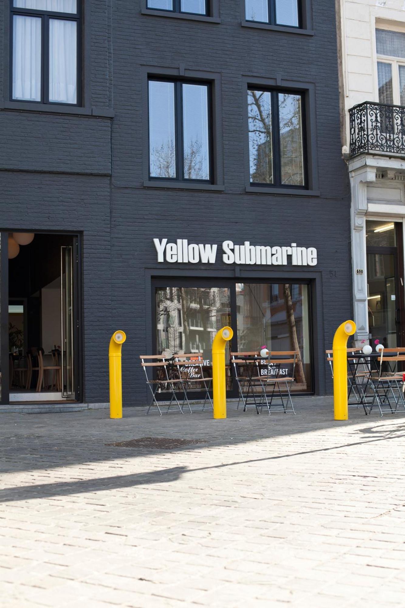 B&B Yellow Submarine Antwerp Luaran gambar
